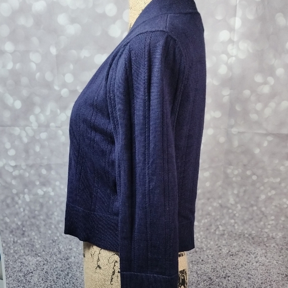 Cable & Gauge Women's Navy Blue Open Front Rayon And Polyester Sweater - Picture 2 of 4